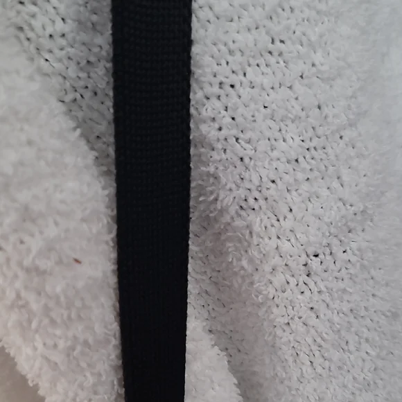 Stylish Heart Patterned Crossbody Bag - Picture 2 of 10